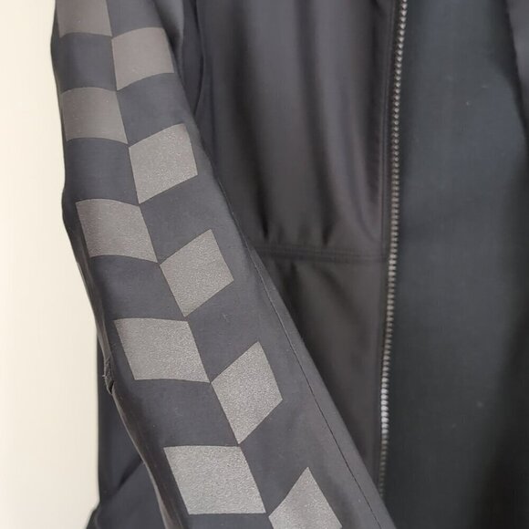 Lululemon Feeling frosty jacket size 4 - Picture 10 of 10